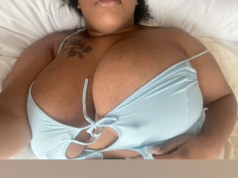 exoticdreamsxo nude