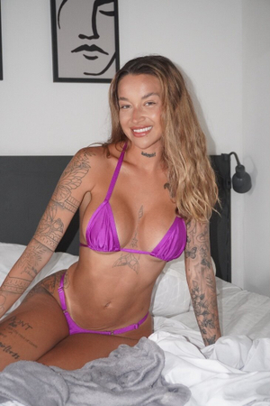 OnlyFans Sensation <strong>KATTY SOAREZ</strong> Gets a Refresh!