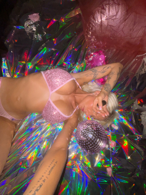 OnlyFans Update: <strong>Zoie B</strong> Refreshes Her Profile with a New Look!