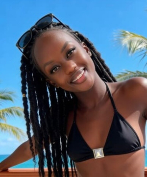 PETITE GF 🥰 <strong>traceycindyxxx</strong> Unveils Fresh Look on OnlyFans!