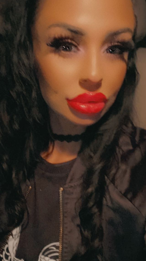 Miss Mya 💋 - m_azing22 OnlyFans