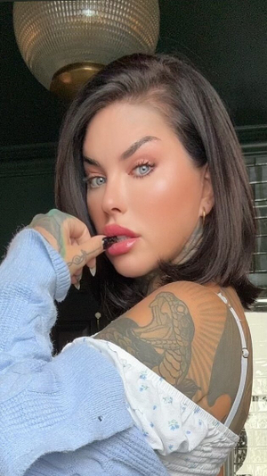 🔥 OnlyFans Star <strong>𝐃𝐈𝐕𝐎𝐑𝐂𝐄𝐃 𝐌 𝐈 𝐋 𝐅 🦊🔥</strong> Unveils New Look