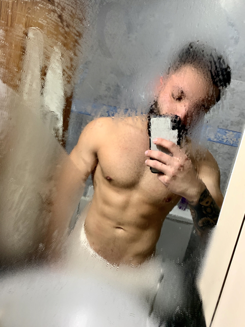 fitboy22 nude