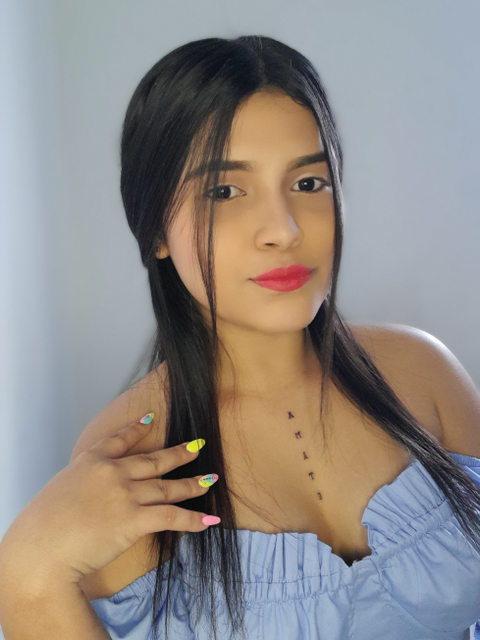 Carolina Jimenez - carolina2131 OnlyFans