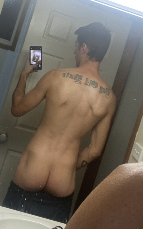 vers_guy nude