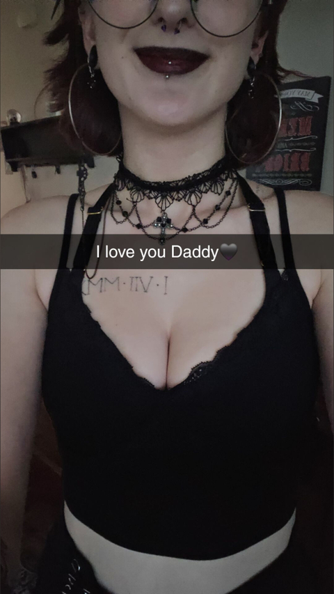 @daddysgothkitty