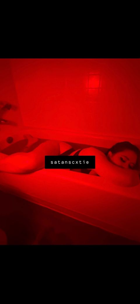 satanscxtie nude