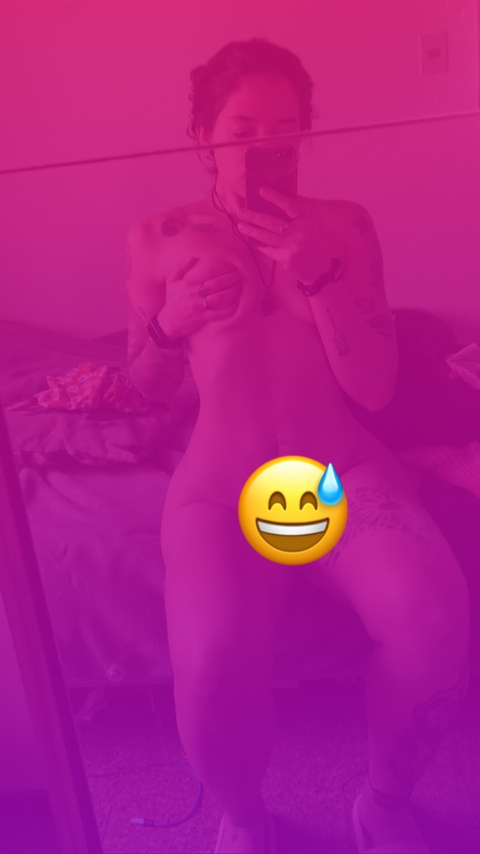 naughtyval1 nude