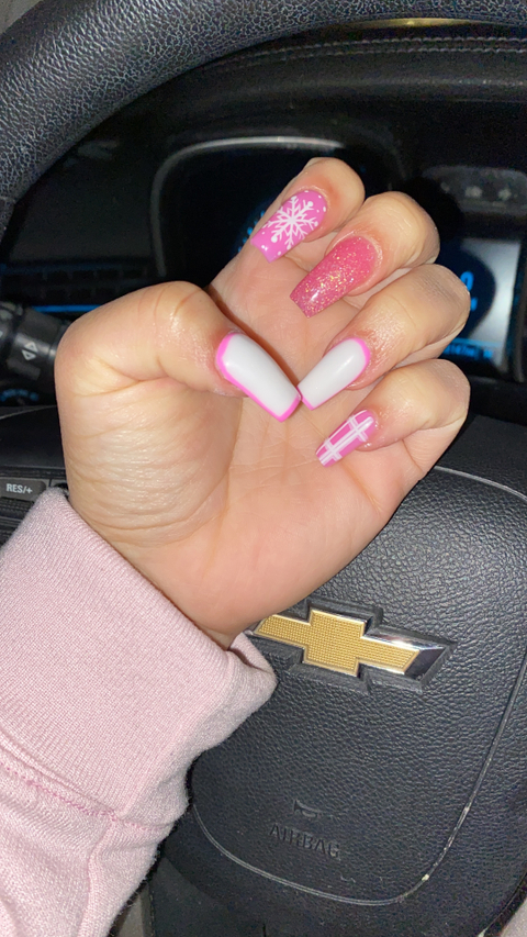 Avery - averyfeetpics OnlyFans