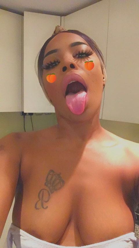 tiaralondon nude