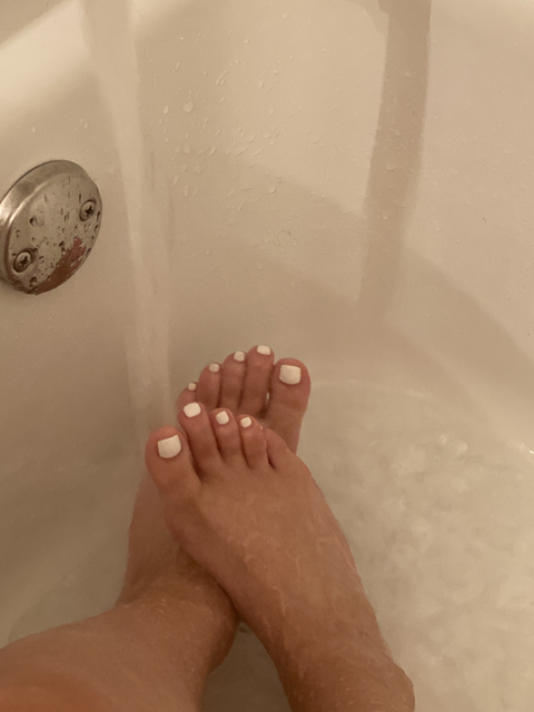 feetfilm nude