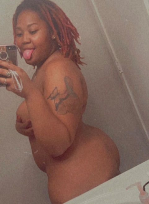 queenzonii nude