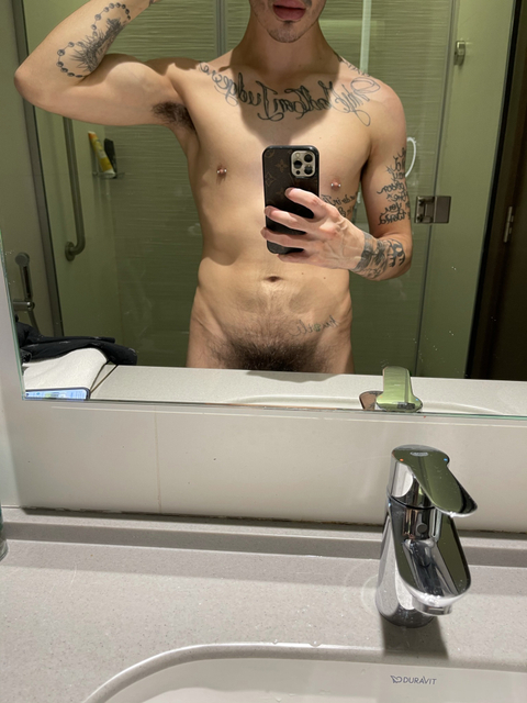 @biggdicklatino