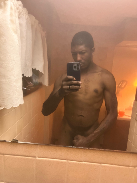 traydamang26 nude