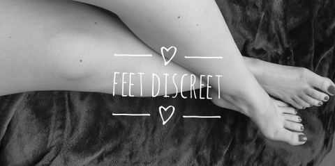 feet_discreet nude