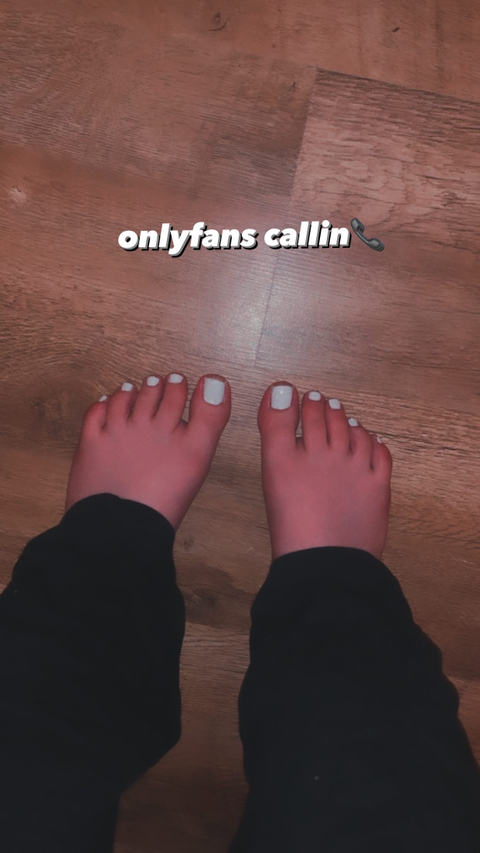 @ellieprettytoes