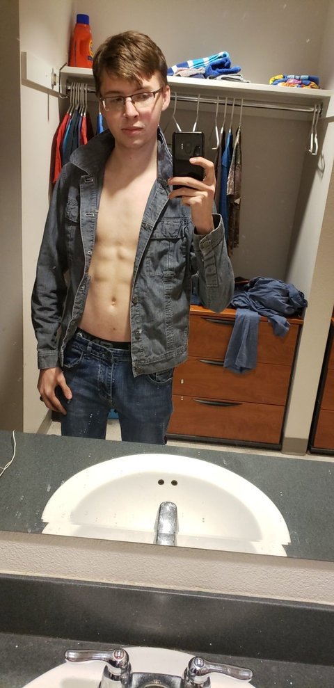 Andrew - andrew123 OnlyFans
