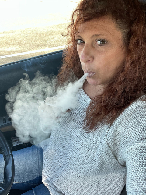 Wiscogirl Smokes - wiscogirlsmokes OnlyFans