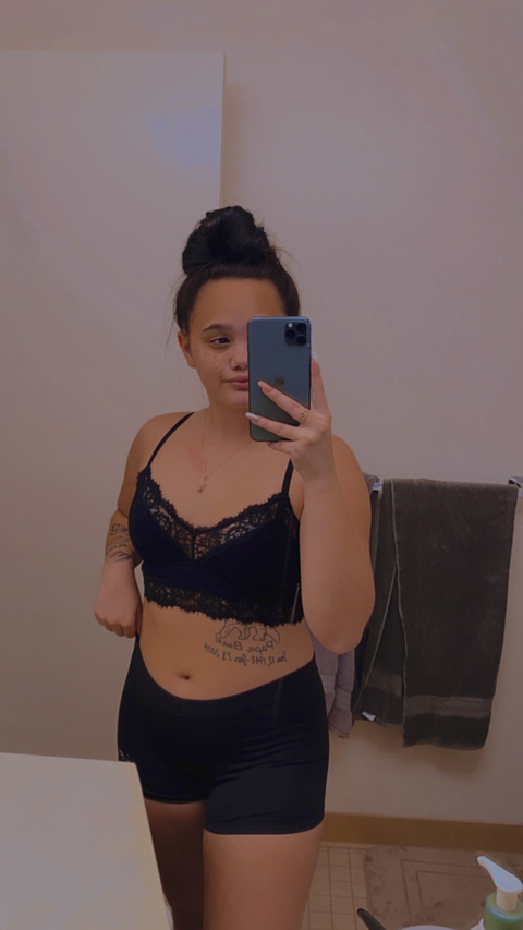 Shay - xshxyla OnlyFans