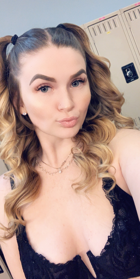 Sky OnlyFans Account - skybaabyy