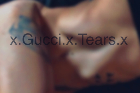 xxgucci.tearsxx nude
