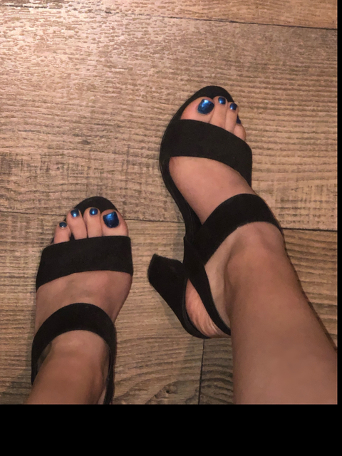 @purrfeetx