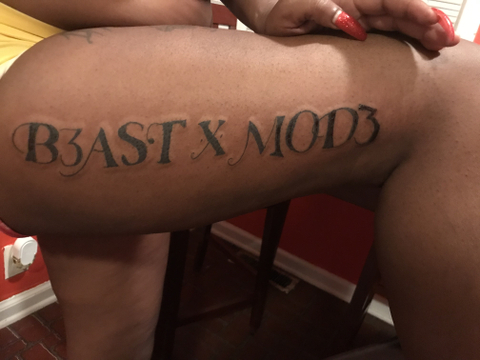 ladyb3astxmod3 nude