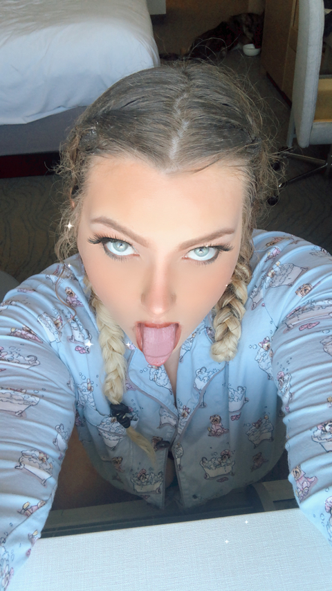 Best Wishes - alluring_laura OnlyFans