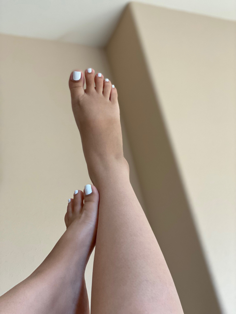 @onlyabbyfeet