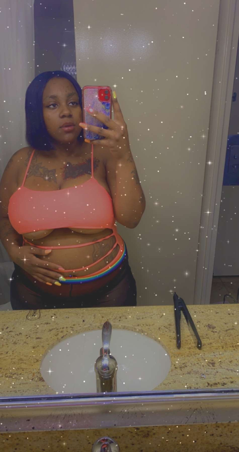 nydiaaxo nude