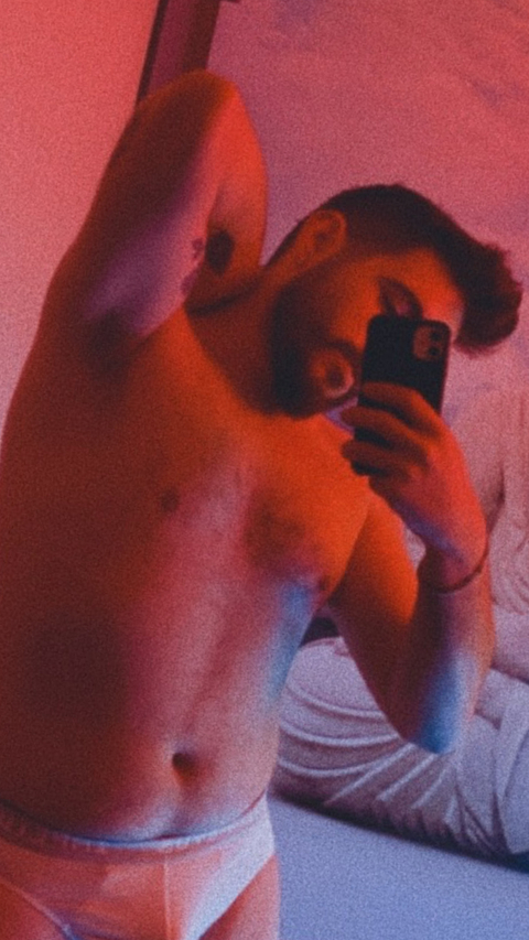 vitorhpinho nude