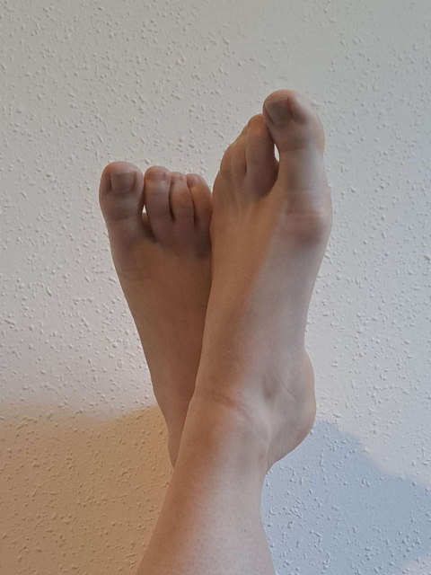 @fairyfeetof