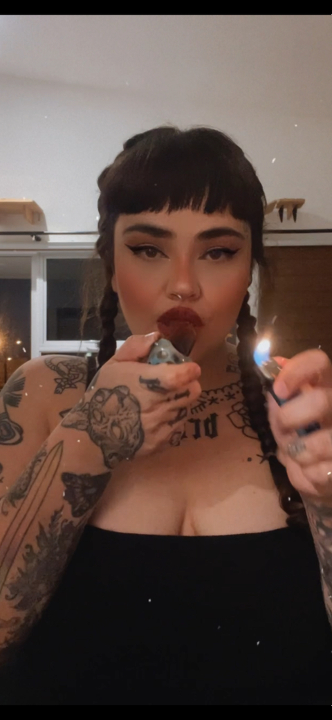 stonedwitch nude