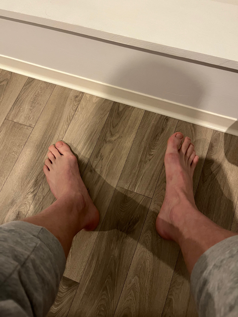 @frenchfeetmen