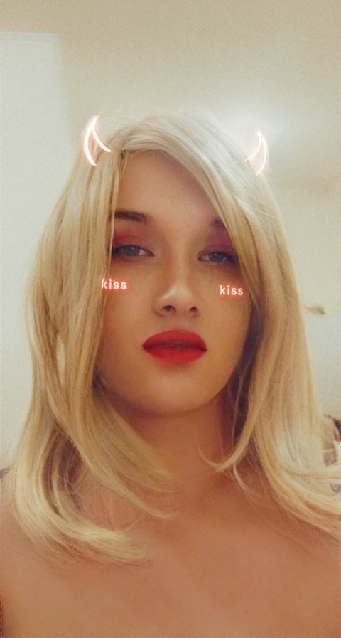 𝘽𝙡𝙤𝙣𝙙𝙚 𝙉𝙖𝙩𝙖𝙡𝙞𝙚 💦 - trapcdd_ada OnlyFans