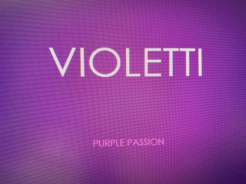 violetti nude