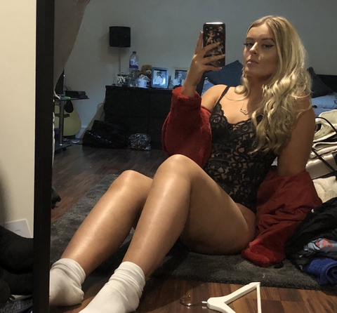 blondebabygirlxo nude