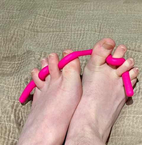 dunkingingerfeet nude