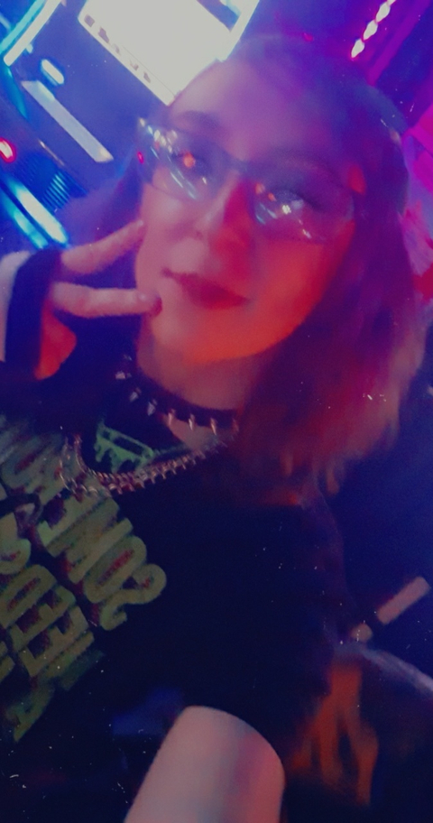 Frost OnlyFans Account - frosty_foxx