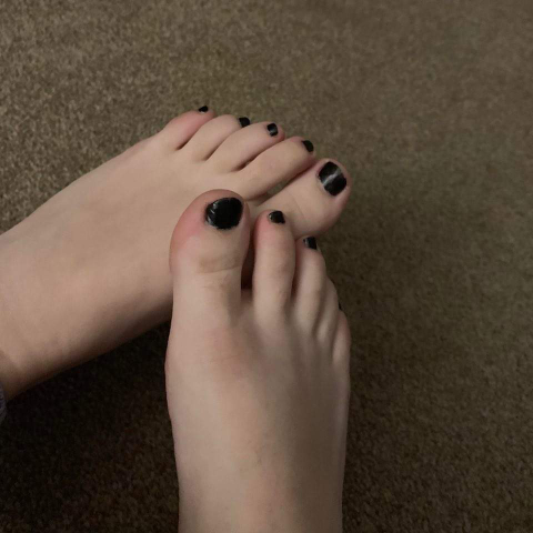 @footfettishdelight