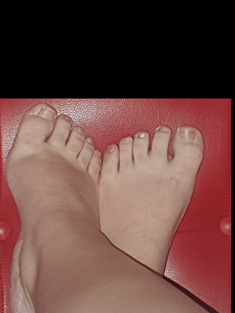 chubbyfeet35 nude