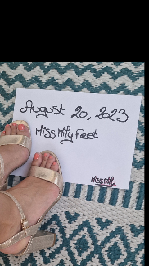 @missmilyfeetof