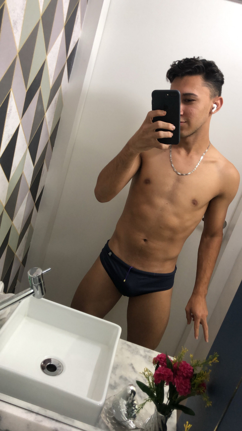 raymondvianna nude