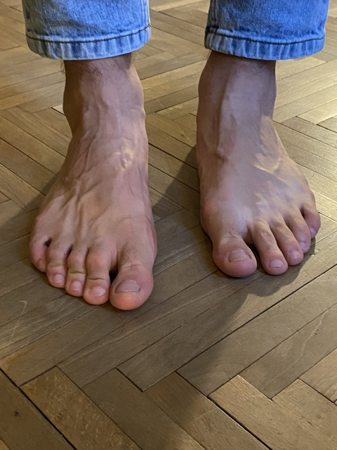 italianfeetmst nude