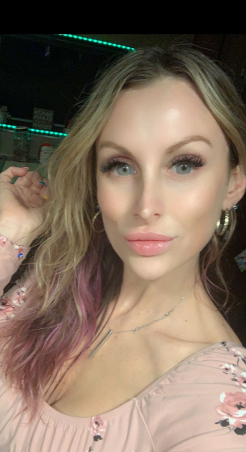 LALA🖤 - goldenkittiekat OnlyFans