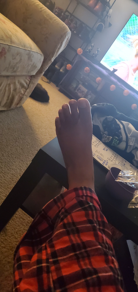 @qtfeet82