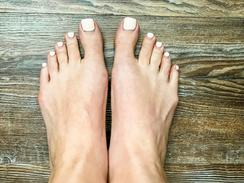 menage-toes nude