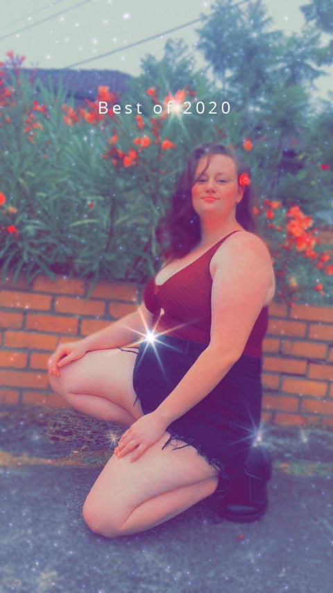 🟢 Green Rose 🟢 - thicc-thighs-save-lifes OnlyFans