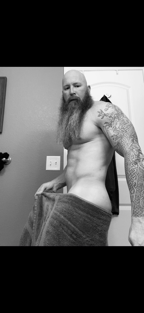 beardedviking80 nude