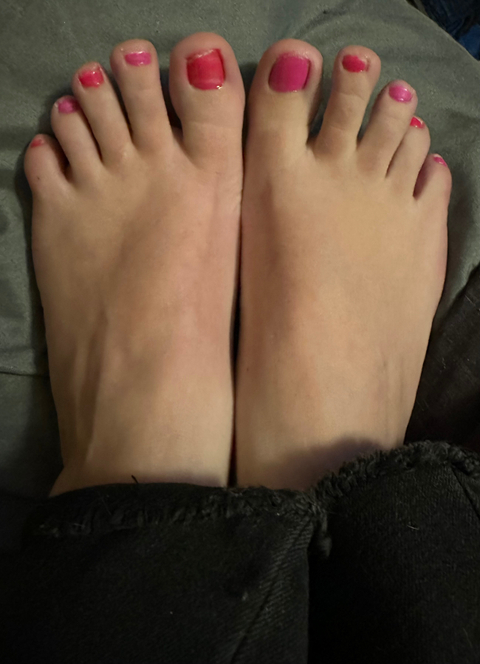 @newfootgoddess